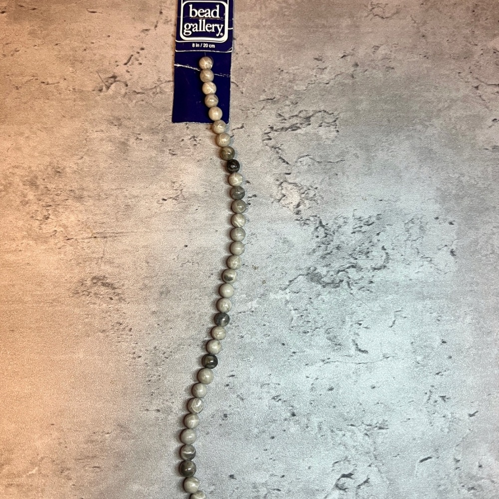 COPY - NWT Grey Flower Stone Round Beads